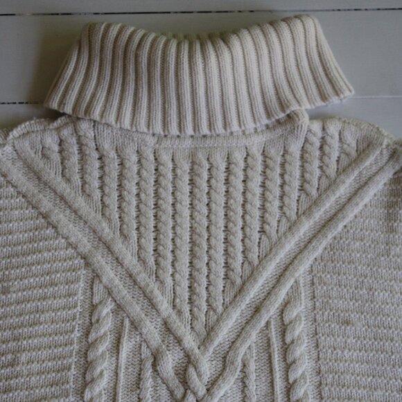 GAP Kids White Cable Knit Turtleneck Shawl - Picture 3 of 9
